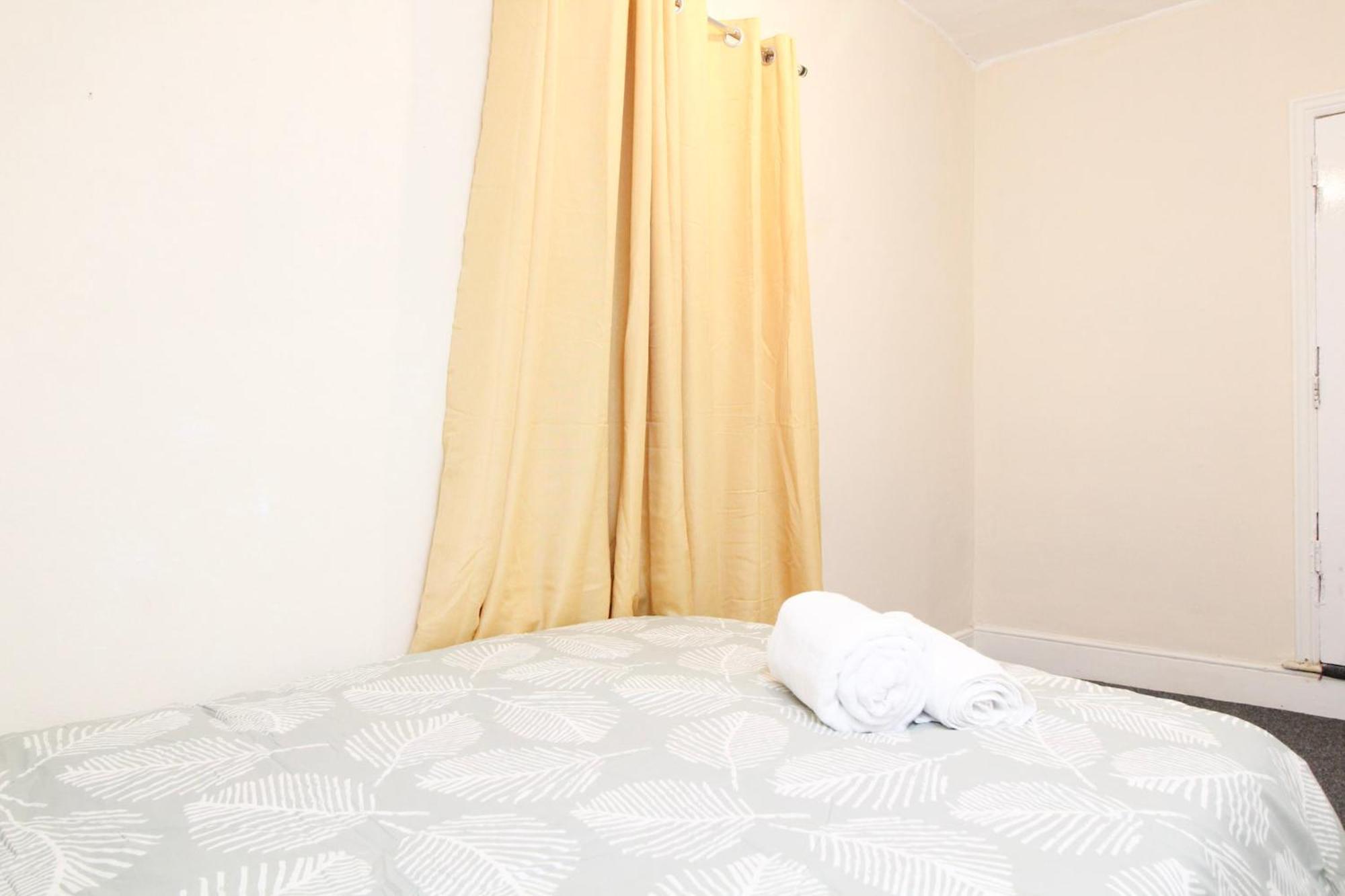 Room 4 Mayflower Road Guest House Southampton Exteriör bild